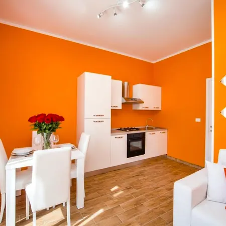 Attic Apartment, Air Conditioning, Fast Wifi Apartment