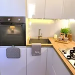 Apartman Attic Apartment, Air Conditioning, Fast Wifi *
