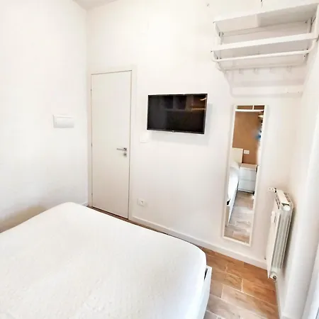 Attic Apartment, Air Conditioning, Fast Wifi 拉帕洛