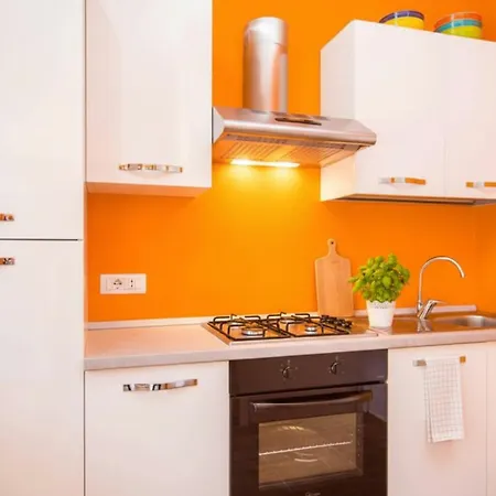 Attic Apartment, Air Conditioning, Fast Wifi Apartment Rapallo