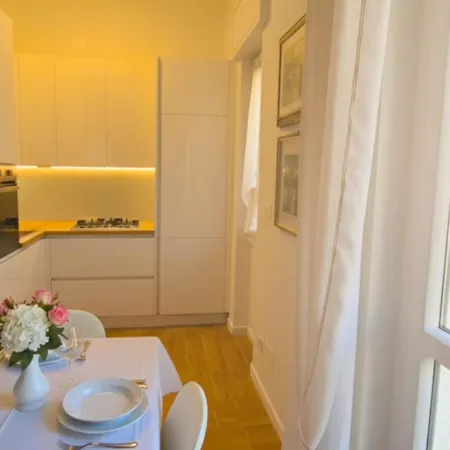 Apartment Attic Apartment, Air Conditioning, Fast Wifi *