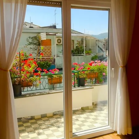 شقة Attic Apartment, Air Conditioning, Fast Wifi راباللو
