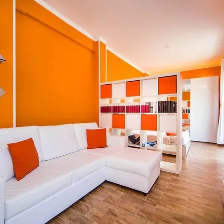 公寓 Attic Apartment, Air Conditioning, Fast Wifi