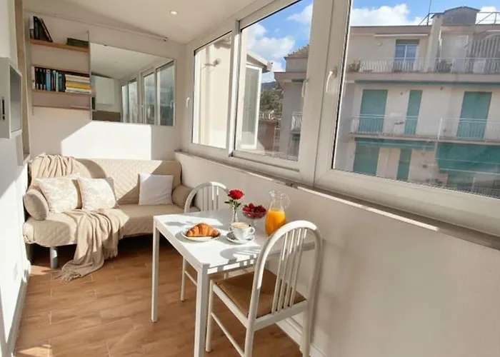 Apartmán Attic Apartment, Air Conditioning, Fast Wifi Rapallo