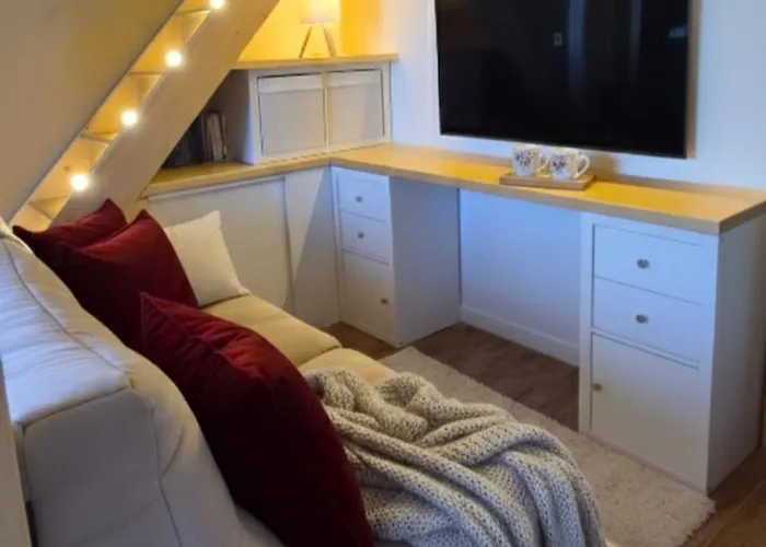 Attic Apartment, Air Conditioning, Fast Wifi * Rapallo